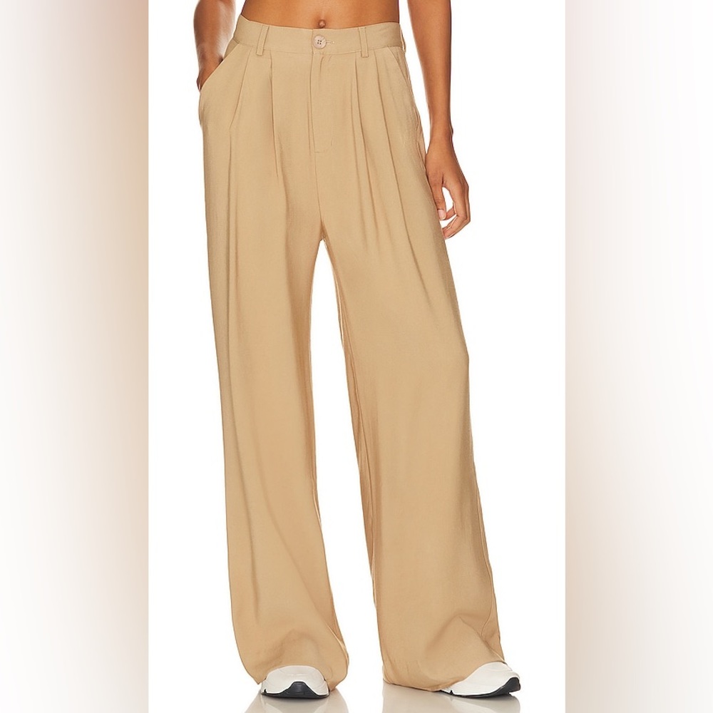 NONchalant Fabi Wide Leg Pant in Camel Size Medium